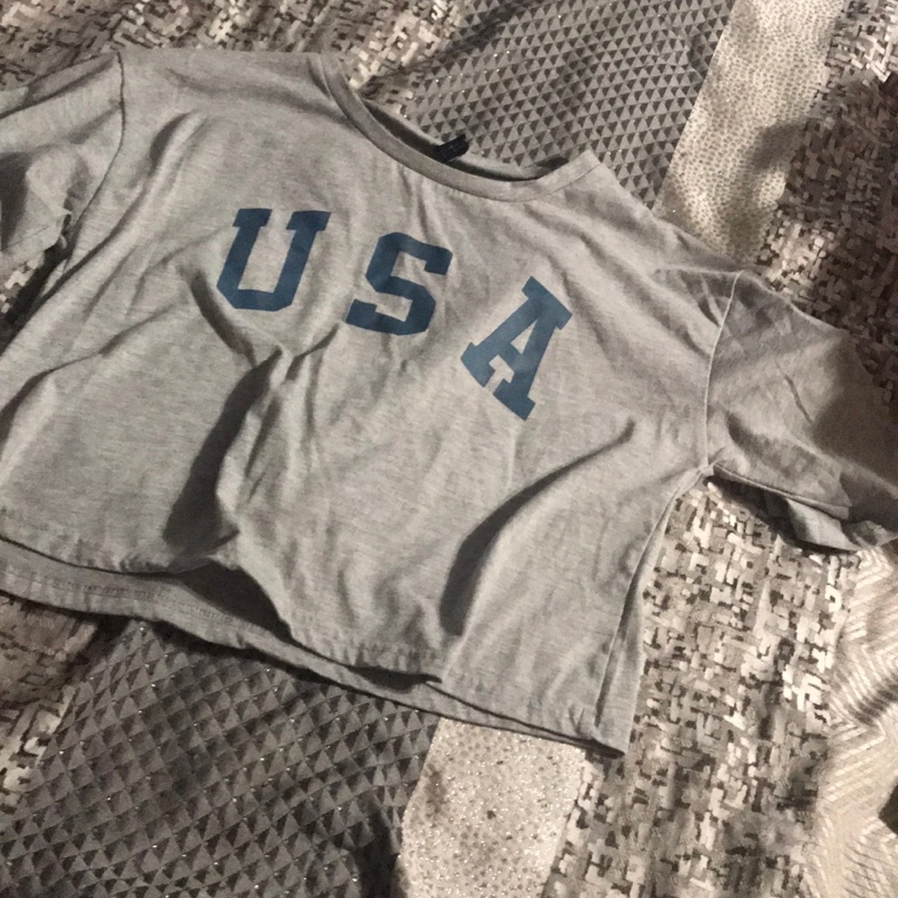 Crop top size medium junior